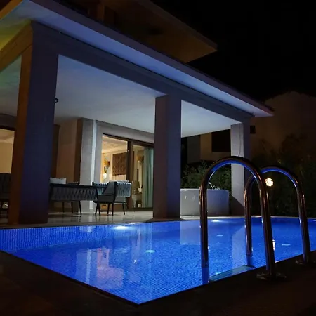 Cunda Say Otel Ayvalı