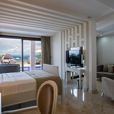 Cunda Say Otel Ayvalı