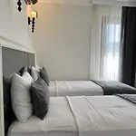 Cunda Say Hotel *