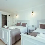 Hotel Cunda Say *