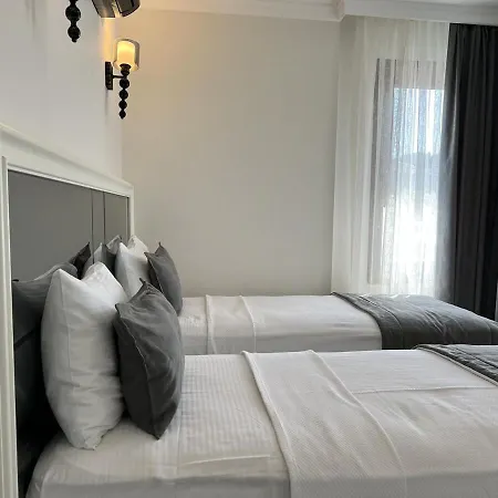 Cunda Say Szálloda *