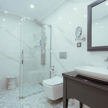 Szálloda Cunda Say *